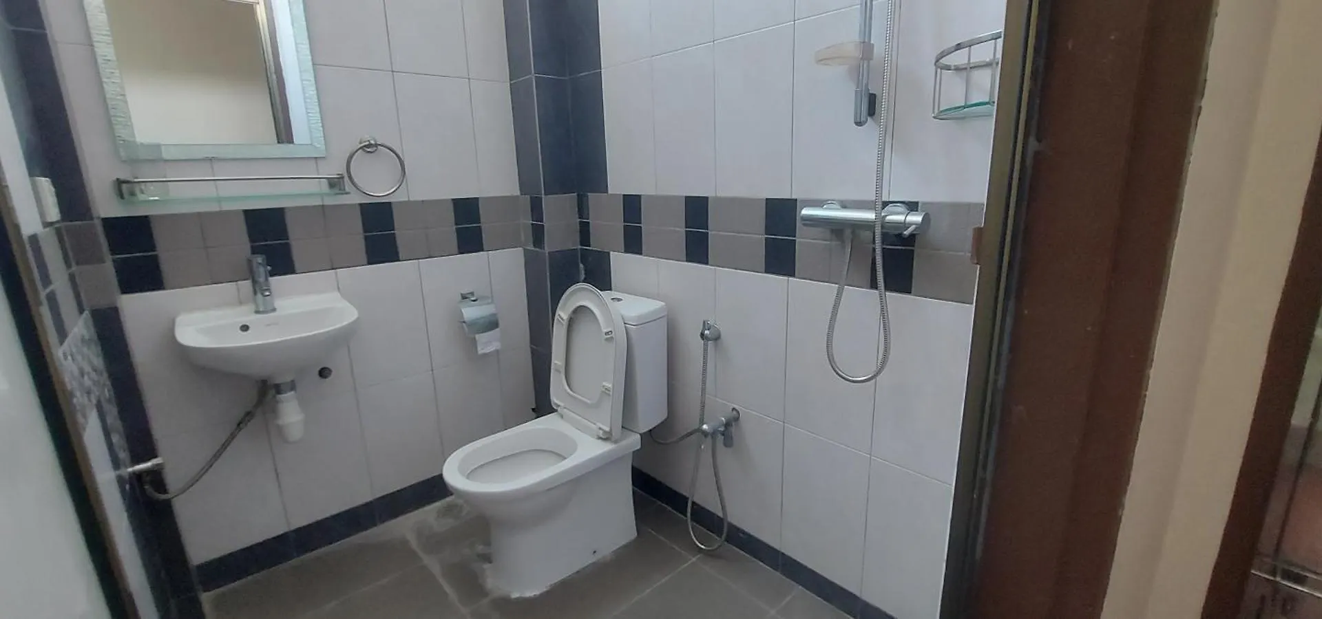 Formal Kelawai Ville George Town Appartement