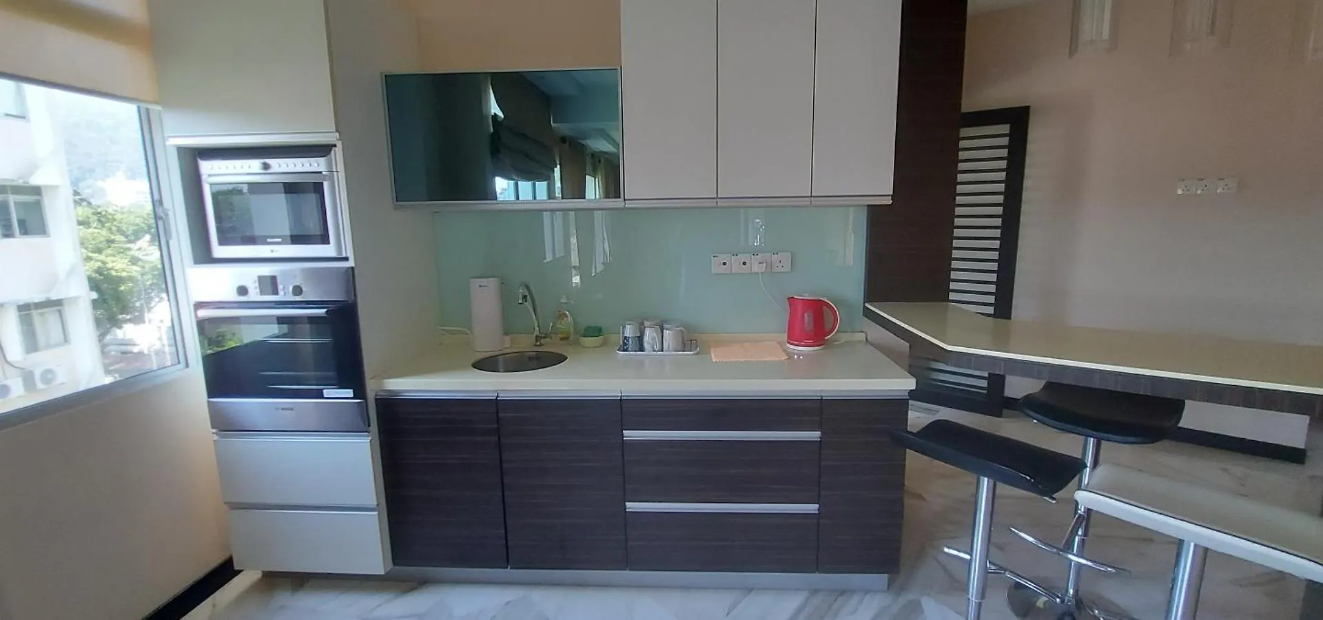 Formal Kelawai Ville George Town Appartement