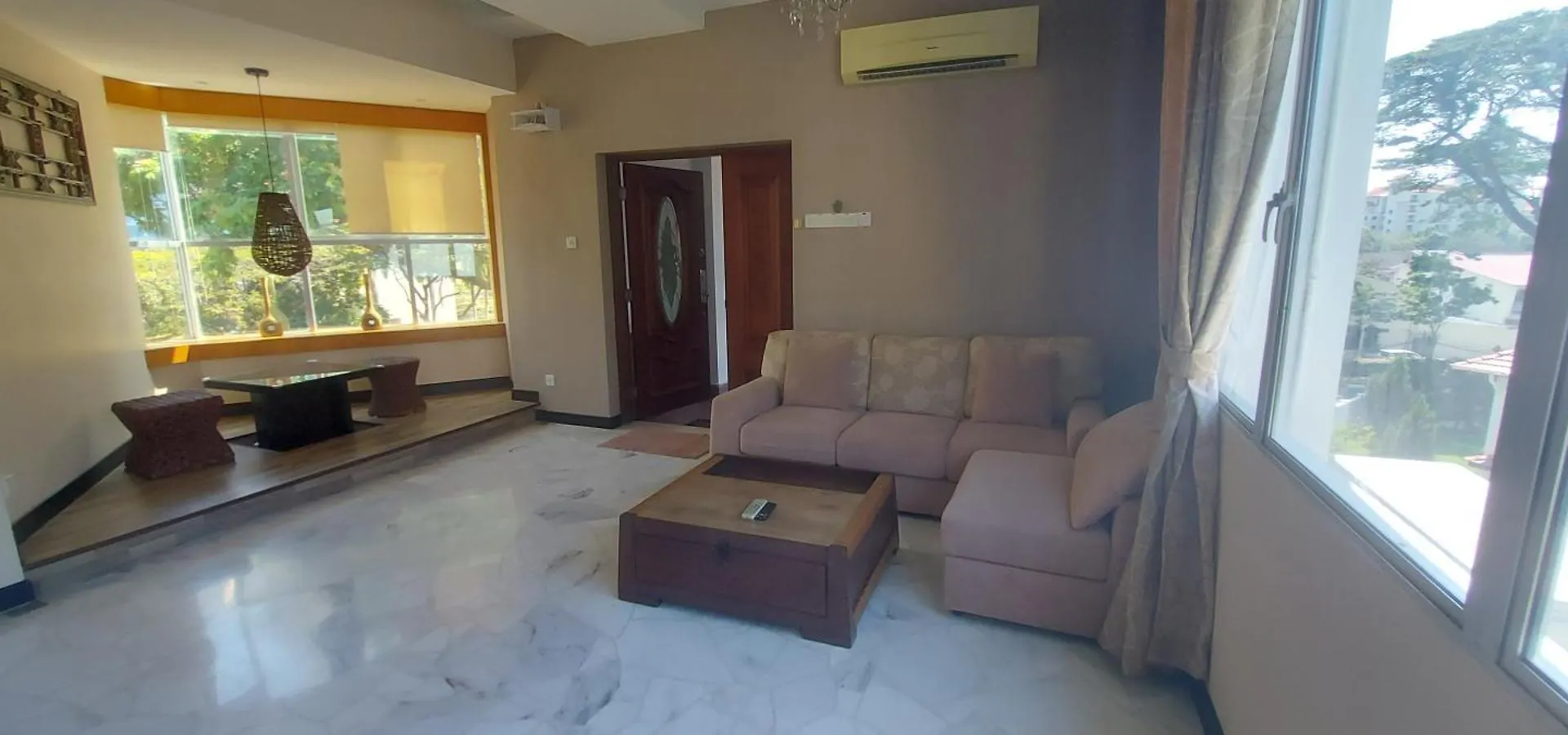 Formal Kelawai Ville George Town Appartement