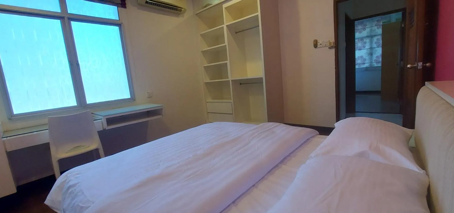 Formal Kelawai Ville George Town Appartement